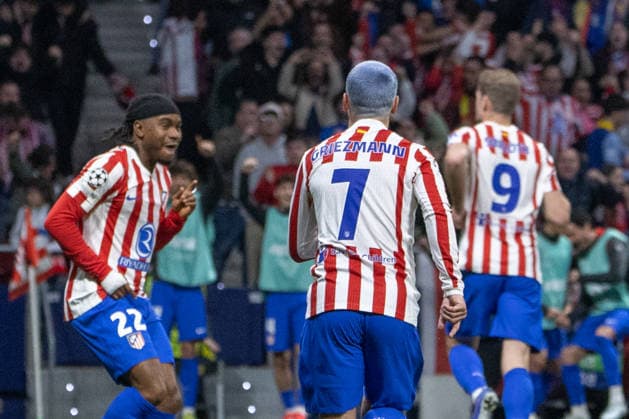 Atlético de Madrid Vs Club Brugge in Madrid - 24 Feb 2026 Ademola Lookman (L), Antoine Griezmann (C), and Alexander Sørloth (R) of Atletico Madrid celebrate a goal during the UEFA Champions League match between Atlético de Madrid and Club Brugge at the Metropolitano Stadium. Final score: Atlético de Madrid 4 - 1 Club Brugge Madrid Spain Copyright: xDavidxCanalesx xSOPAxImagesx DCUCLATMBrujas260224-156