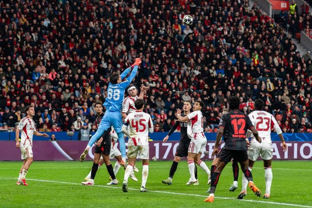 UEFA Champions League 2025 2026 Bayer 04 Leverkusen vs. Olympiakos Piräus, Play-Offs Rückrunde, Dienstag, 23.02.2026 BayArena (Nordrhein-Westfalen, Deutschland) Konstantinos Tzolakis (Olympiakos Piräus, 88) Copyright: xCelinaxLeiersx