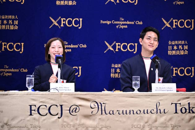(L-R) Riku Miura, Ryuichi Kihara (JPN), FEBRUARY 25, 2026 - Figure skating, Eiskunstlauf : Japan s Riku Miura and Ryuichi Kihara, the gold medalists in pairs figure skating at the Milano Cortina Winter Olympics, attend press conference, PK, Pressekonferenz at the Foreign Correspondents Club of Japan in Tokyo, Japan. Noxthirdxpartyxsales  aflo_321212002