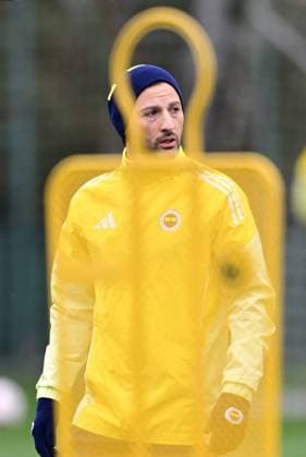 Ahead of the Nottingham Forest v Fenerbahce - UEFA Europa League ISTANBUL, TURKIYE - FEBRUARY 25: Fenerbahce players train under the management of head coach Domenico Tedesco during their final practice session ahead of the UEFA Europa League round of 16 play-off second leg match against England’s Nottingham Forest at the Can Bartu Facilities in Istanbul, Turkiye, on February 25, 2026. Abdulhamid Hosbas Anadolu Istanbul Turkey. Editorial use only. Please get in touch for any other usage.  Copyright: x2026xAnadoluxAbdulhamidxHosbasx