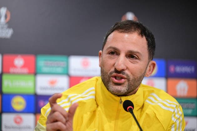 Ahead of the Nottingham Forest v Fenerbahce - UEFA Europa League ISTANBUL, TURKIYE - FEBRUARY 25: Fenerbahce head coach Domenico Tedesco speaks during the press conference, PK, Pressekonferenz ahead of the UEFA Europa League round of 16 play-off second leg match between Nottingham Forest and Fenerbahce at Can Bartu Facilities in Istanbul, Turkiye on February 25, 2026. Abdulhamid Hosbas Anadolu Istanbul Turkey. Editorial use only. Please get in touch for any other usage.  Copyright: x2026xAnadoluxAbdulhamidxHosbasx