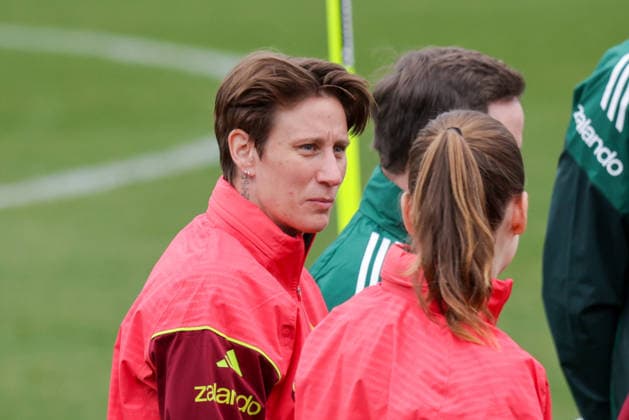 25.02.2026, xgrfx, Fussball DFB-Medientermine, Deutsche Frauennationalmannschaft - Training v.l. Ann-Kathrin Berger (Deutsche Frauennationalmannschaft) (DFL DFB REGULATIONS PROHIBIT ANY USE OF PHOTOGRAPHS as IMAGE SEQUENCES and or QUASI-VIDEO) Frankfurt am Main