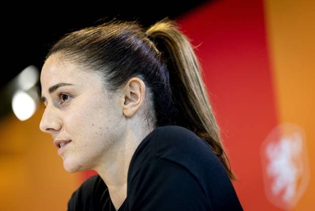 ZEIST - DaniÃ«lle van de Donk during a press conference, PK, Pressekonferenz before the Dutch women s World Cup qualifier against Poland. KOEN VAN WEEL ANP xVIxANPxSportx xxANPxIVx 551733664 originalFilename: 551733664.jpg