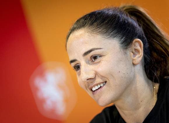 ZEIST - DaniÃ«lle van de Donk during a press conference, PK, Pressekonferenz before the Dutch women s World Cup qualifier against Poland. KOEN VAN WEEL ANP xVIxANPxSportx xxANPxIVx 551733678 originalFilename: 551733678.jpg