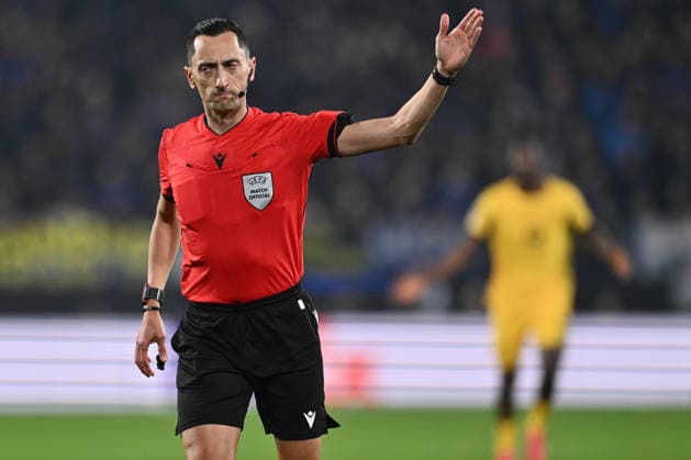 Referee Jose Maria Sanchez (ESP) participates in the UEFA Champions League 2025 26 League Knockout Play-off Second Leg match between Atalanta B.C. v Borussia Dortmund at the Bergamo Stadium on February 25, 2026 in Bergamo, Italy.  Copyright: xDomenicoxCippitelli IPAxSportx xipa-agency.netx xx IPA_72019702 IPA_Agency_IPA72019702