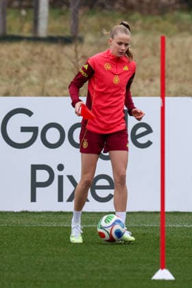 Frankfurt am Main, Deutschland 25. Februar 2026: Vorbereitung auf das Frauen WM-Qualifikationsspiel Deutschland vs. Slovenien - Training Im Bild: Vivien Endemann (Deutschland) Copyright: HMBxMedia MadeleinexFantini