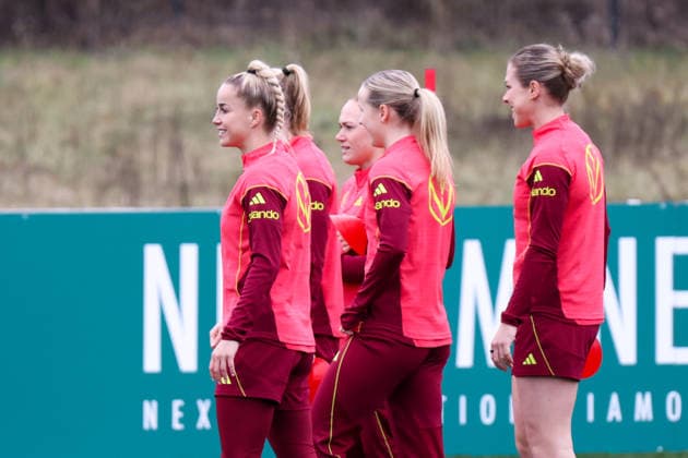 Frankfurt am Main, Deutschland 25. Februar 2026: Vorbereitung auf das Frauen WM-Qualifikationsspiel Deutschland vs. Slovenien - Training Im Bild: v.li. Giulia Gwinn (Deutschland), Lisanne Gräwe Graewe (Deutschland), Franziska Kett (Deutschland) und Rebecca Knaak (Deutschland) Copyright: HMBxMedia MadeleinexFantini