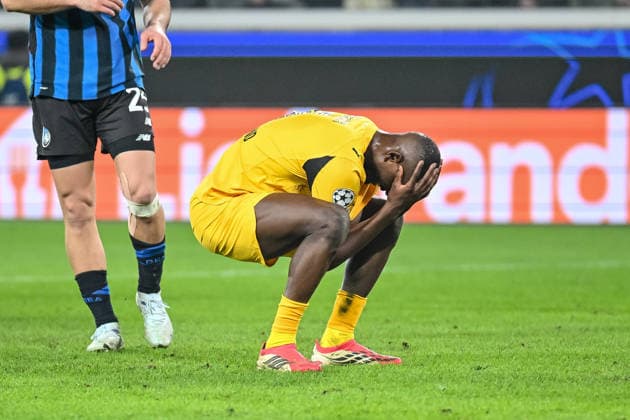 Serhou Guirassy (Borussia Dortmund) gestures looks dejected during the UEFA Champions League 2025 26 League Knockout Play-off Second Leg match between Atalanta BC and Borussia Dortmund at Stadio di Bergamo on February 25, 2026 in Bergamo, Italy. (Photo by Harry Langer DeFodi Images) -