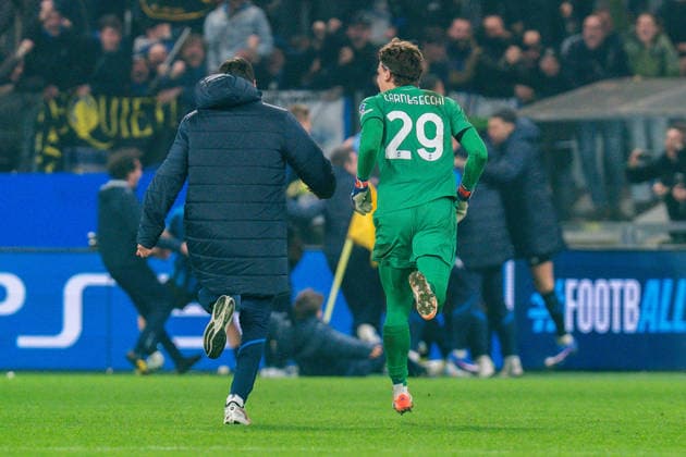25.02.2026, Atalanta Bergamo vs. Borussia Dortmund, UEFA Champions League, Playoffs-Rückspiel Marco Carnesecchi (Atalanta Bergamo) Regulations prohibit any use of photographs as image sequences and or quasi video Copyright: xBahhoxKarax