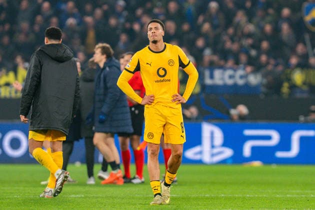 25.02.2026, Atalanta Bergamo vs. Borussia Dortmund, UEFA Champions League, Playoffs-Rückspiel Felix Nmecha (Borussia Dortmund, 8) Regulations prohibit any use of photographs as image sequences and or quasi video Copyright: xBahhoxKarax