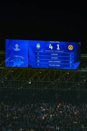 25.02.2026, Atalanta Bergamo vs. Borussia Dortmund, UEFA Champions League, Playoffs-Rückspiel Total Score Endergebnis 4:1 Regulations prohibit any use of photographs as image sequences and or quasi video Copyright: xBahhoxKarax