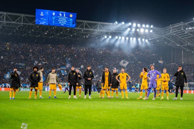 25.02.2026, Atalanta Bergamo vs. Borussia Dortmund, UEFA Champions League, Playoffs-Rückspiel Yan Couto(Borussia Dortmund, 2) Karim Adeyemi (Borussia Dortmund, 27) Samuele Inacio (Borussia Dortmund, 40) Luca Reggiani (Borussia Dortmund, 49) Elias Benkara (Borussia Dortmund, 47) Julian Brandt (Borussia Dortmund, 10) Jobe Bellingham (Borussia Dortmund, 7) Waldemar Anton (Borussia Dortmund, 3) Nico Schlotterbeck (Borussia Dortmund, 4) Julian Brandt (Borussia Dortmund, 10) Maximilian Beier (Borussia Dortmund, 14) Fabio Silva (Borussia Dortmund, 21) Gregor Kobel (Borussia Dortmund, 1) Daniel Svensson (Borussia Dortmund, 24) Alexander Meyer (Borussia Dortmund, 33) Regulations prohibit any use of photographs as image sequences and or quasi video Copyright: xBahhoxKarax