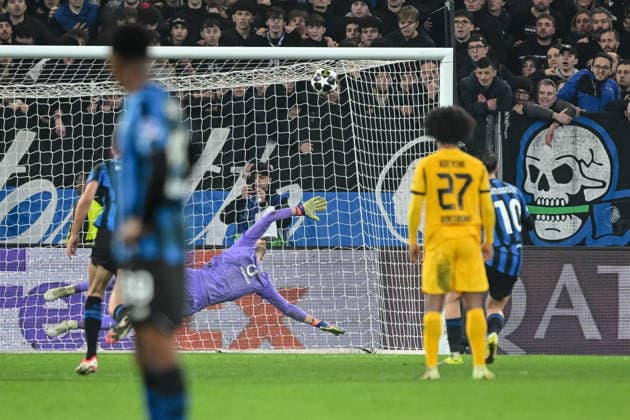 Lazar Samardzic (Atalanta BC) scores his team s fourth goal during the UEFA Champions League 2025 26 League Knockout Play-off Second Leg match between Atalanta BC and Borussia Dortmund at Stadio di Bergamo on February 25, 2026 in Bergamo, Italy. (Photo by Harry Langer DeFodi Images) -