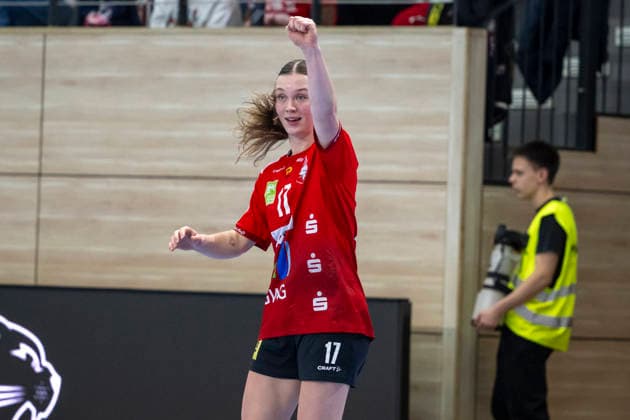Handball Bundesliga Frauen,HBF, Saison 2025 2026 SV Union Halle-Neustadt vs.BSV Sachsen Zwickau Halle, Deutschland 25.Februar 2026: Im Bild:Emma Hertha (Halle) Halle Saale SWH Arena Sachsen-Anhalt Deutschland
