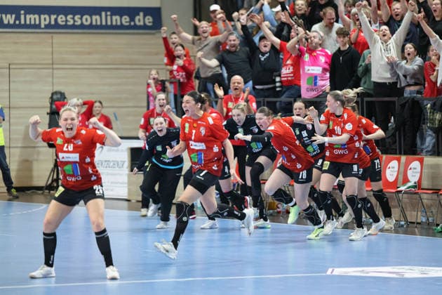 Wildcats jebeln nach 33:32 Heimsieg, SV Union Halle-Neustadt vs. BSV Sachsen Zwickau, Alsco Handball Bundesliga Frauen, Saison 2025 26, 18. Spieltag, 25.02.2026 Halle SWH Arena Sachsen-Anhalt Deutschland