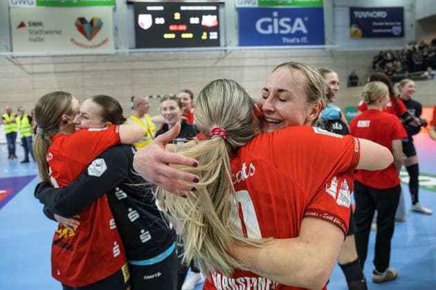 Wildcats jebeln nach 33:32 Heimsieg, SV Union Halle-Neustadt vs. BSV Sachsen Zwickau, Alsco Handball Bundesliga Frauen, Saison 2025 26, 18. Spieltag, 25.02.2026 Halle SWH Arena Sachsen-Anhalt Deutschland