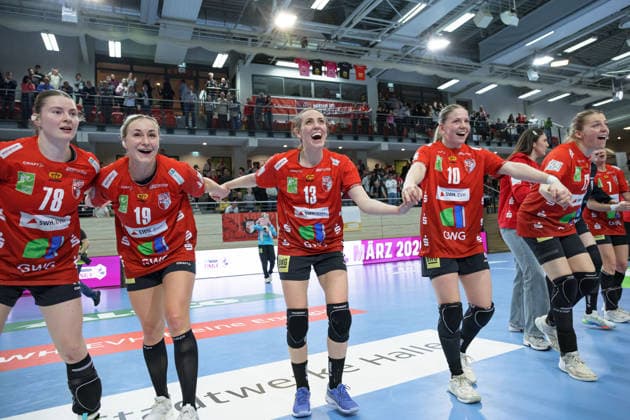 Wildcats jebeln nach 33:32 Heimsieg, SV Union Halle-Neustadt vs. BSV Sachsen Zwickau, Alsco Handball Bundesliga Frauen, Saison 2025 26, 18. Spieltag, 25.02.2026 Halle SWH Arena Sachsen-Anhalt Deutschland