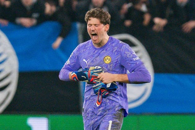 25.02.2026, Atalanta Bergamo vs. Borussia Dortmund, UEFA Champions League, Playoffs-Rückspiel Gregor Kobel (Borussia Dortmund, 1) Regulations prohibit any use of photographs as image sequences and or quasi video Copyright: xBahhoxKarax