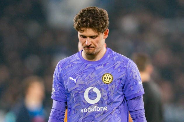 25.02.2026, Atalanta Bergamo vs. Borussia Dortmund, UEFA Champions League, Playoffs-Rückspiel Gregor Kobel (Borussia Dortmund, 1) Regulations prohibit any use of photographs as image sequences and or quasi video Copyright: xBahhoxKarax