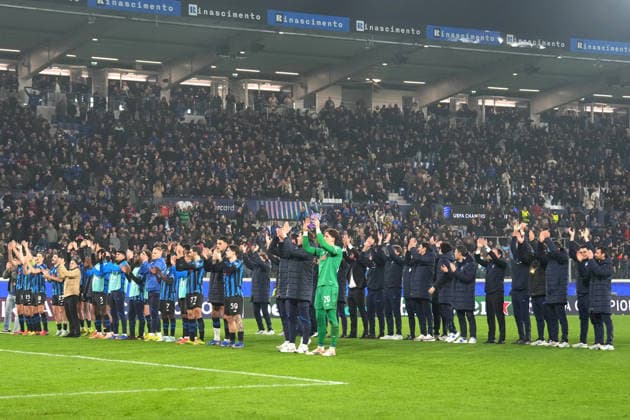 Atalanta™splayers celebrate winning the match during the Uefa Champions League soccer match between Atalanta and Borussia Dortmund at the New Balance Stadium in Bergamo , north Italy - Wednesday , February 25 , 2026. - Soccer .  Copyright: xSpada LaPressex