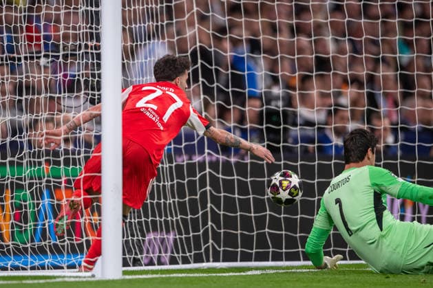 February 25, 2026, Madrid, Guimaraes, Spain: Rafa Silva of SL Benfica is seen celebrating his goal during the UEFA Champions League 2025 26 League Knockout Play-off Second Leg match between Real Madrid C.F. and SL Benfica at Estadio Santiago Bernabeu on February 25, 2026 in Madrid, Spain. Real Madrid C.F. V SL Benfica - UEFA Champions League 2025 26 League Knockout Play-Off Second Leg  - ZUMAl192 20260225_zsp_l192_018 Copyright: xMiguelxLemosx