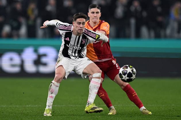 Db Torino 25 02 2026 - Champions League Juventus-Galatasaray foto Daniele Buffa Image nella foto: Kenan Yildiz-Roland Sallai 