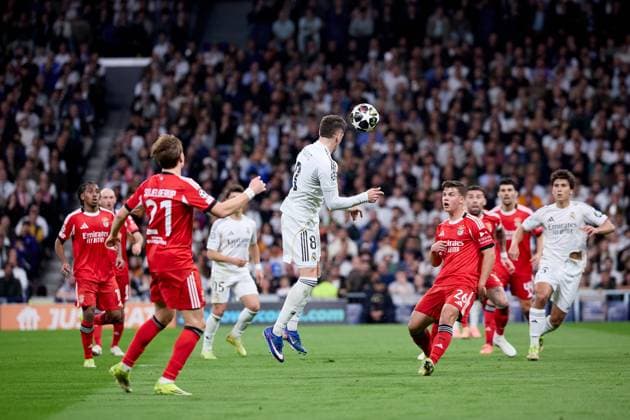 Fede Valverde of Real Madrid CF Real Madrid v Benfica, UEFA Champions League, Play-off, Leg 2, Football, Estadio Bernabeu, Madrid, Spain - 25 Feb 2026Madrid Estadio Bernabeu Spain EDITORIAL USE ONLY No use with unauthorised audio, video, data, fixture lists, club league logos or live services. Online in-match use limited to 120 images, no video emulation. No use in betting, games or single club league player publications. Copyright: xRubenxAlbarran Shutterstockx 16703182ax