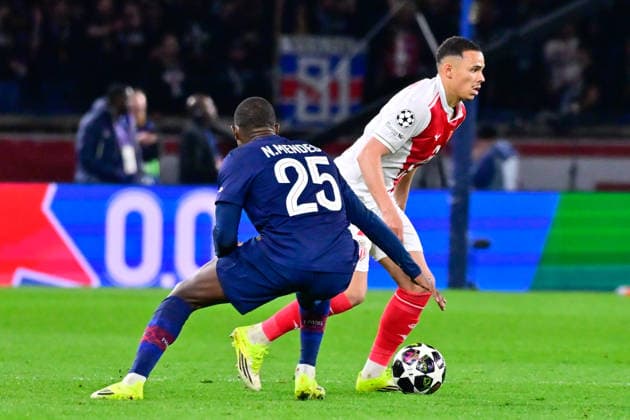 FOOTBALL : PSG vs Monaco - Ligue des Champions - 25 02 2026 VANDERSON ( 2 - Monaco ) and TAVARES Nuno MENDES ( 25 - PSG ) during the UEFA Champions League match between Paris Saint Germain and AS Monaco at Parc Des Princes on February 25 , 2026 in Paris, France. ( Photo by Federico Pestellini PsnewZ ) ParisFrance  Copyright: xFedericoxPestellinix