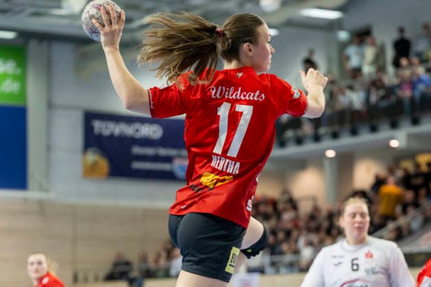 Handball Bundesliga Frauen,HBF, Saison 2025 2026 SV Union Halle-Neustadt vs.BSV Sachsen Zwickau Halle, Deutschland 25.Februar 2026: Im Bild:Emma Hertha (Halle) Halle Saale SWH Arena Sachsen-Anhalt Deutschland