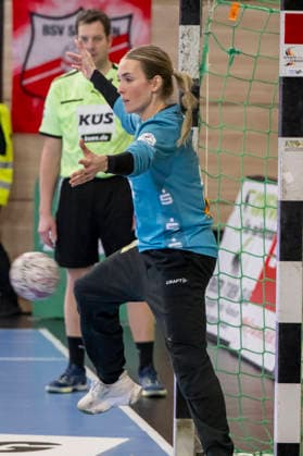 Handball Bundesliga Frauen,HBF, Saison 2025 2026 SV Union Halle-Neustadt vs.BSV Sachsen Zwickau Halle, Deutschland 25.Februar 2026: Im Bild:Torhueterin Sofie Kruggel (Halle) Halle Saale SWH Arena Sachsen-Anhalt Deutschland