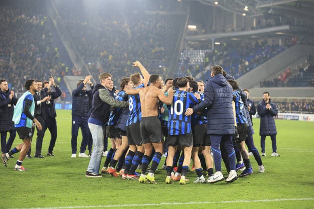 Atalanta BC players celebrate the victory at the end of Atalanta BC vs Borussia Dortmund FC, Chanpions League 2025-26 KO play-offs second leg, game at New Balance arena in Bergamo (BG), Italy, on February 25, 2026.  Copyright: xDavidexCasentini IPAxSportx xipa-agency.netx xx IPA_72029225 IPA_Agency_IPA72029225