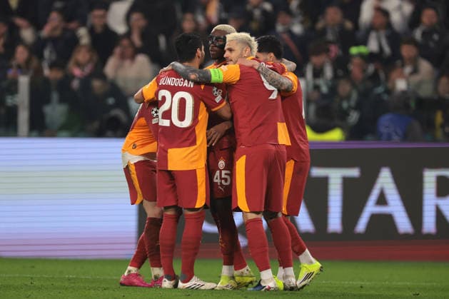 Turin, Italy, 25th February 2026. gVictor Osimhen of Galatasaray SK celebrates with team mates after scoring to pull a goal back and reduce the arrears to 3-1 during the Juventus vs Galatasaray UEFA Champions League Knockout Play Off 2nd Leg match at Allianz Stadium, Turin. Picture credit should read: Jonathan Moscrop Sportimage EDITORIAL USE ONLY. No use with unauthorised audio, video, data, fixture lists, club league logos or live services. Online in-match use limited to 120 images, no video emulation. No use in betting, games or single club league player publications. SPI_038_JUVE_GALATASARAY_UCL_ SPI-4551-0038