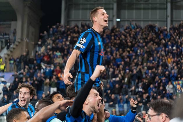 Mario Pasalic seen celebrating after goal during Champions League knock out play off game between teams of Atalanta Bergamo and Borussia Dortmund BVB (Kazimierz Koper Ball Raw Images) Bergamo Estadio Atleti Azzurri d Italia Italy Copyright: xKazimierzxKoperx kazimierzkoper_atalanta_borussia_2526_KOP1477