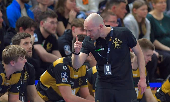 25.02.2026, Dresdens Trainer André Haber, Handball, 2. Bundesliga, HC Elbflorenz Dresden - VfL Eintracht Hagen, (c) Dresden