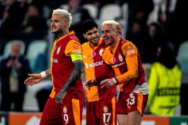 Juventus v Galatasaray - UEFA Champions League TURIN, ITALY - FEBRUARY 25: Baris Alper Yilmaz of Galatasaray (R) celebrates after scoring a goal during the UEFA Champions League round of 16 play-off second leg match between Juventus and Galatasaray at the Juventus Stadium in Turin, Italy, on February 25, 2026. Mine Kasapoglu Anadolu Turin Italy. Editorial use only. Please get in touch for any other usage.  Copyright: x2026xAnadoluxMinexKasapoglux