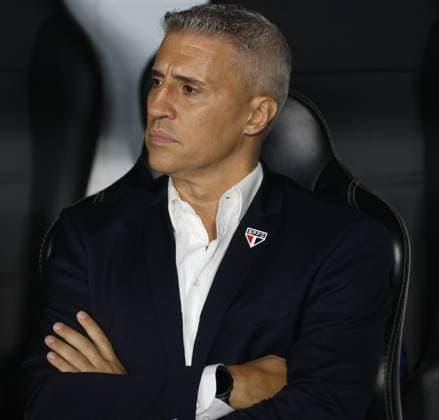 RECORD DATE NOT STATED Coritiba against Sao Paulo at Couto Pereira. Curitiba (PR), 02 25 2026 - Brazilian Championship Coritiba Sao Paulo - Sao Paulo coach Hernan Crespo during the match between Coritiba and Sao Paulo, valid for the 4th round of the Brazilian Championship Series A, at the Couto Pereira stadium on the night of Wednesday, February 25, 2026. (Foto: Edson De Souza Thenews2 imago images) SPO  Copyright: xEdsonxdexSouzax