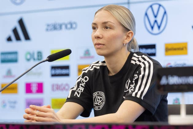 Training und PK Deutsche Fußball-Nationalmannschaft der Frauen Elisa Senß (Eintracht Frankfurt). Training und Pressekonferenz der Frauen-Nationalmannschaft vor den WM-Qualifikationsspielen gegen Slowenien und Norwegen am 25. Februar 2026 in Frankfurt am Main, Frankfurt am Main Hessen Deutschland DFB-Campus