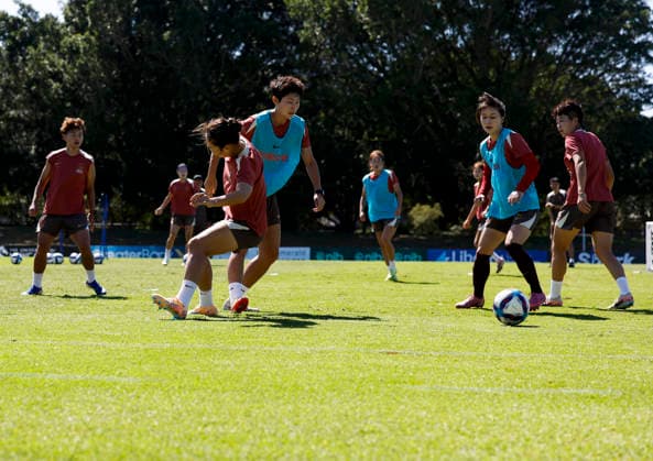 (260226) -- NEWCASTLE, Feb. 26, 2026 -- Players of China attend a training session for the upcoming AFC Women s Asian Cup, in Newcastle, Australia, Feb. 26, 2026. ) (SP) AUSTRALIA-NEWCASTLE-WOMEN S ASIAN CUP-CHINA-TRAINING MaxPing 