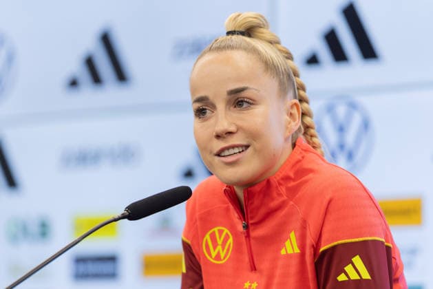 Training und PK Deutsche Fußball-Nationalmannschaft der Frauen Giulia Gwinn (FC Bayern München). Training und Pressekonferenz der Frauen-Nationalmannschaft vor den WM-Qualifikationsspielen gegen Slowenien und Norwegen am 26. Februar 2026 in Frankfurt am Main, Frankfurt am Main Hessen Deutschland DFB-Campus