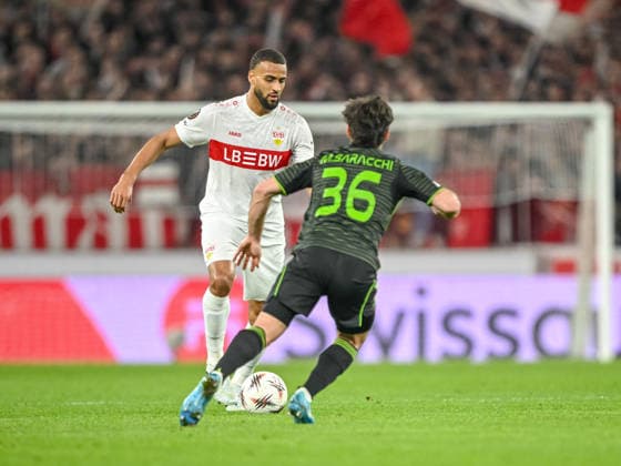 Josha Vagnoman (VfB Stuttgart) and Marcelo Saracchi (Celtic FC) battle for the ball during the UEFA Europa League 2025 26 Knockout Play-off Second Leg match between VfB Stuttgart and Celtic FC at Stuttgart Arena on February 26, 2026 in Stuttgart, Germany. (Photo by Harry Langer DeFodi Images) -