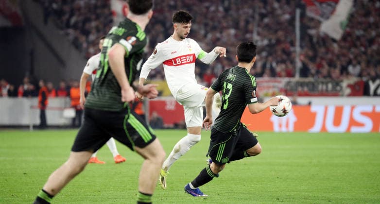 26.02.26 VfB Stuttgart - Celtic Glasgow Deutschland, Stuttgart, 26.02.2026, Fussball, UEFA Europa League, Saison 2025 2026, Play-Offs, Rückspiel, VfB Stuttgart - Celtic Glasgow: Atakan Karazor (VfB Stuttgart).