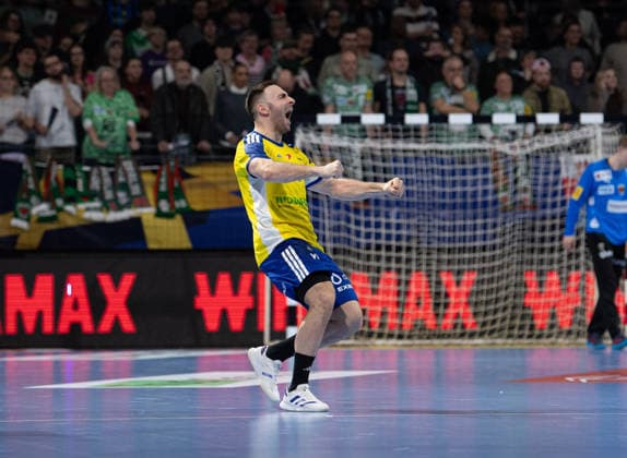 Handball, Herren, Saison 2025 2026, Champions League (Gruppe A, 12. Spieltag), Füchse Berlin - Industria Kielce, Arkadiusz Jacek Moryto (Kielce), Jubel nach Abpfiff, 26.02.2026, Copyright: xSebastianxRäppold MatthiasxKochx