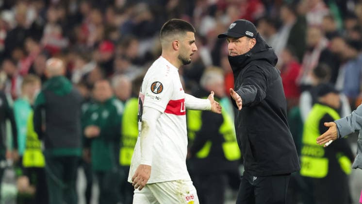 Stuttgart , Europa League VfB Stuttgart vs. Celtic Glasgow , Deniz Undav (VfB) Trainer Sebastian Hoeneß (VfB)