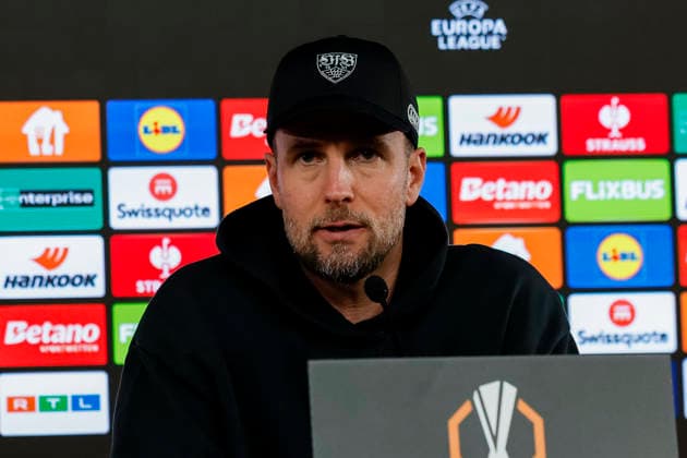 Sebastian Hoeneß, Hoeness (VfB Stuttgart, Trainer) bei der Pressekonferenz , Deutschland, Fussball, UEFA Europa League, Play-offs, 2025 2026, VfB Stuttgart vs. Celtic Glasgow, 26.02.2026, Stuttgart MHP Arena Deutschland Copyright: xGrantxHubbsx