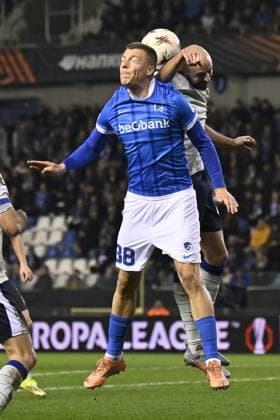 Genk s Daan Heymans and Dinamo s Josip Misic fight for the ball during a soccer game between Belgian team KRC Genk and Croatian GNK Dinamo Zagreb, Thursday 26 February 2026 in Genk, in the play-off for the knockout phase of the UEFA Europa League tournament. Genk won the first leg 1-3. JOHAN EYCKENS JohanxEyckens  x165469322x