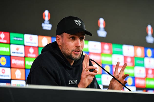 Head coach Sebastian Hoeness (VfB Stuttgart) speaks and gestures during the press conference, PK, Pressekonferenz after UEFA Europa League 2025 26 Knockout Play-off Second Leg match between VfB Stuttgart and Celtic FC at Stuttgart Arena on February 26, 2026 in Stuttgart, Germany. (Photo by Silas Schueller DeFodi Images) -