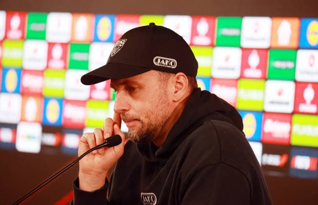 26.02.26 VfB Stuttgart - Celtic Glasgow Deutschland, Stuttgart, 26.02.2026, Fussball, UEFA Europa League, Saison 2025 2026, Play-Offs, Rückspiel, VfB Stuttgart - Celtic Glasgow: Sebastian Hoeneß (Trainer VfB Stuttgart).