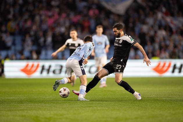 February 26, 2026, Vigo, Vigo, Spain: Vigo, SPAIN - February 26, 2026 Sergio Carreira of Celta Vigo and Magomed Ozdoev of PAOK in action during the UEFA Europa League match between Celta Vigo and Paok at EstoÂ¡dio de Balaidos Uefa Europa League Celta Vigo X Paok  - ZUMAe141 20260226_zsp_e141_003 Copyright: xLuisxEirasx