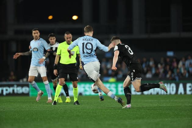 Williot Swedberg ( Celta de Vigo ) in action during the match between Celta de Vigo and PAOK , valid for UEFA Europa League 2025 2026 at Stadium of Balaidos on 26 February 2026. Vigo Stadium of Balaidos Vigo Spain Copyright: xIMAGOx xPRIMExSPORTSxIMAGESx xFILIPExOLIVEIRAx