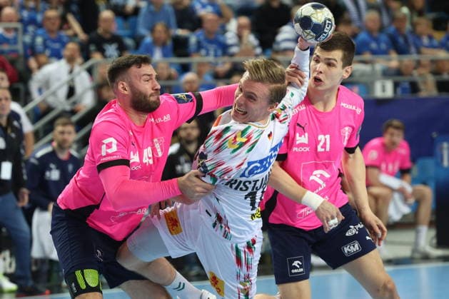 Plock 26.02.2026 Liga mistrzow pilka reczna mezczyzn faza grupowa sezon 2025 26 --- Group Chase mens handball EHF Champions League Orlen Wisla Plock - SC Magdeburg Zoltan Szita Gisli Kristjansson Kiryl Samoila Fot. Marcin Solarz FotoPyK NEWSPIX.PL --- newspix.pl 